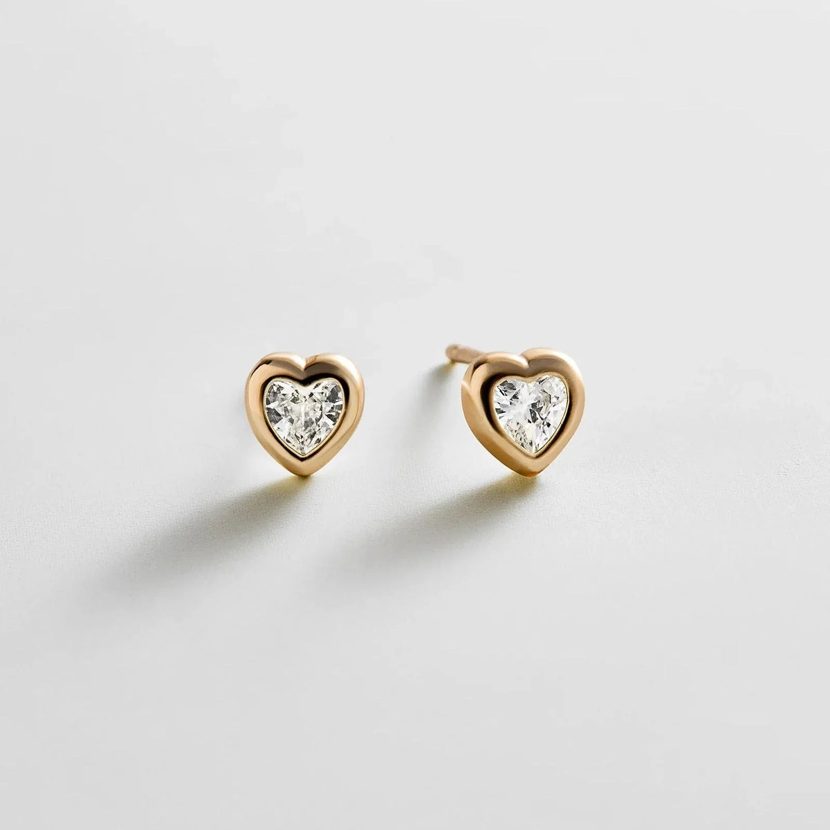 Paloma 14K Gold Heart Earrings - Heart Stone